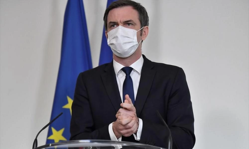 Γαλλία: Θετικός στον κορονοϊό ο υπουργός Υγείας Ολιβιέ Βεράν